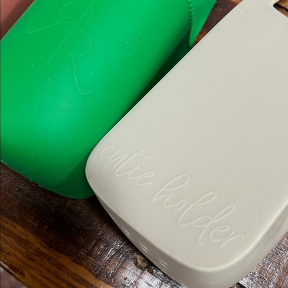 Lot of 4 Ryan and Rose Cutie Holders USED - Picture 4 of 4